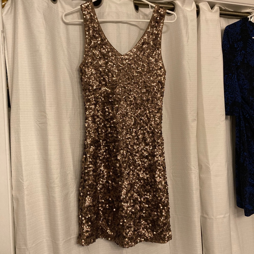 🔥 3 for $15 Gold sequin mini dress